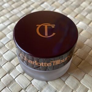 Charlotte Tilbury Eyes to Mesmerize cream eyeshadow in Chocolate Bronze